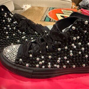 Black Bling High-Top Bling Converse – Women Pearl & Rhinestone Sneakers Size 10